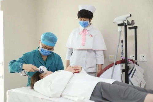 刷酸美容成风尚，技术滥用风险高，专业机构服务需规范